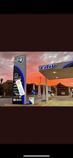 Elin refueling truck
